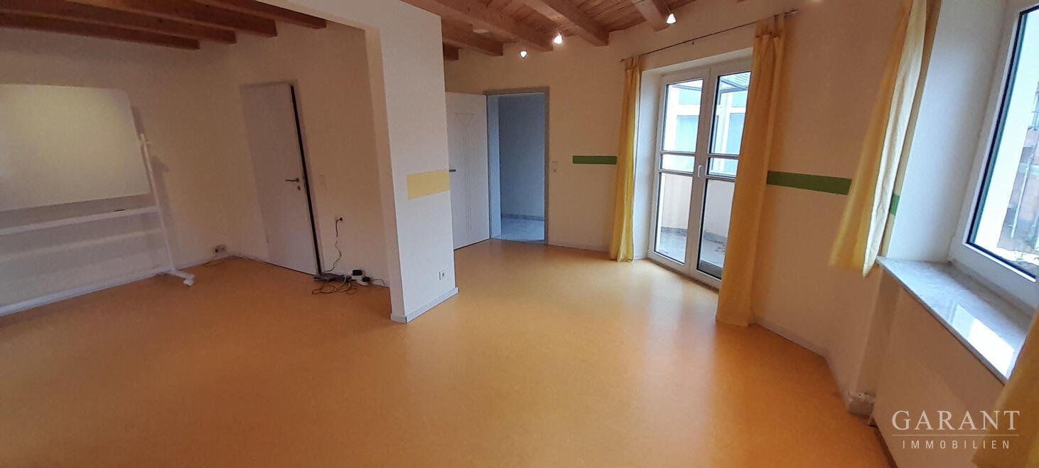 Architektenhaus mit Charakter - großzügiges Wohnen mit Einliegerwohnung – 88416 Ochsenhausen, 88416 Ochsenhausen – Vorschaubild 11
