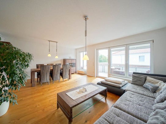 Attraktive 3-Zimmer-Wohnung mit Balkon und EBK in Bad Zwischenahn