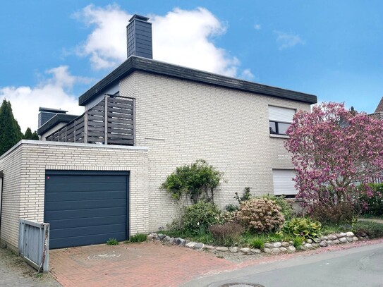 Zentrale Lage - Helle 3-ZKB-Wohnung nähe des historischen Pferdemarktes in Oldenburg zu Verkaufen !