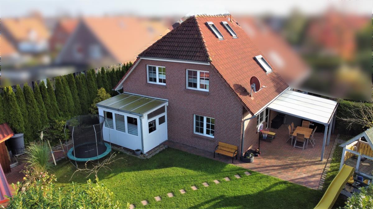 Real Estate Title Image Background