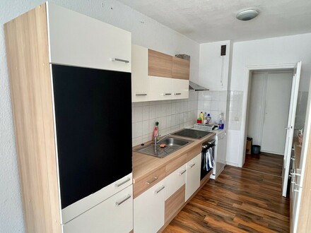 Ideal auch als 2er WG! Wohnung mit Balkon im 4.OG in Bielefeld - Großdornberg