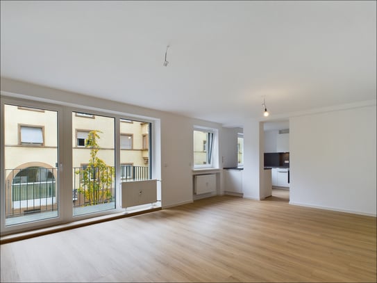 *MEZZO* - energetisch sanierte 4 Zimmer Wohnung mit Balkon und Küche