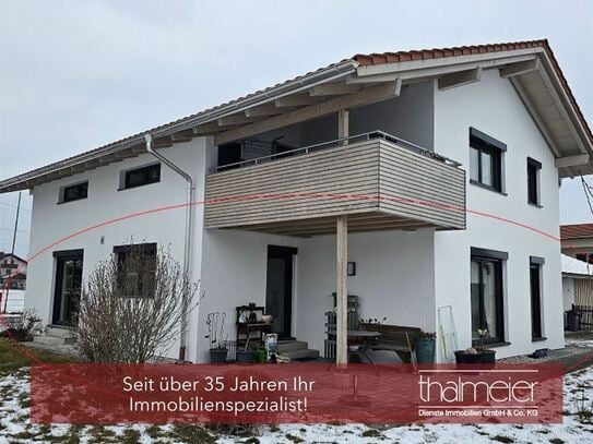 Einzelperson o. Pärchen gesucht!Helle, moderne 3-Zi.-Wohnung im EG eines Zweifamilienhauses!