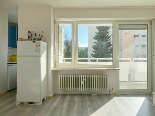 Komplett renoviert - Schöne 2- Zimmerwohnung in ruhiger Wohnlage Germering