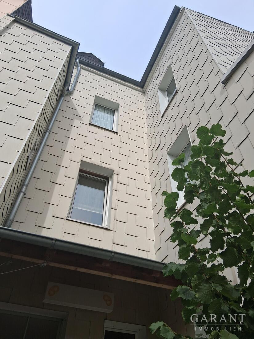 Mehrfamilien-Stadthaus in guter Lage im Zentrum von HOF ! – 95028 Hof, 95028 Hof – Vorschaubild 6