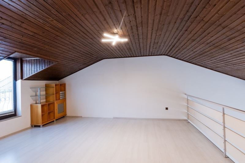 Jung & Kern Immobilien - Freistehendes Einfamilienhaus in ruhiger Sackgassenlage – 55270 Jugenheim in Rheinhessen, 55270 Jugenheim in Rheinhessen – Vorschaubild 10