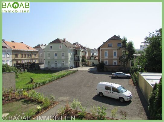 GEGENÜBER VOM KLINIKUM | FREIE PARKPLÄTZE | ZENTRALE LAGE