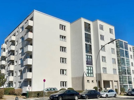 3 Zimmer-Wohnung in beliebter Lage von Berlin-Haselhorst,vollständig renoviert,EBK,Balkon,bezugsfrei