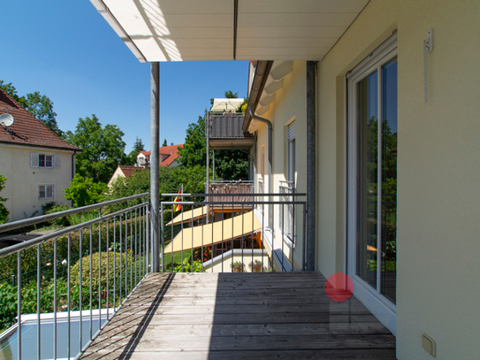 Liebevoll gepflegte 3 Zimmer Wohnung – Balkon, Tiefgarage, Gäste-WC