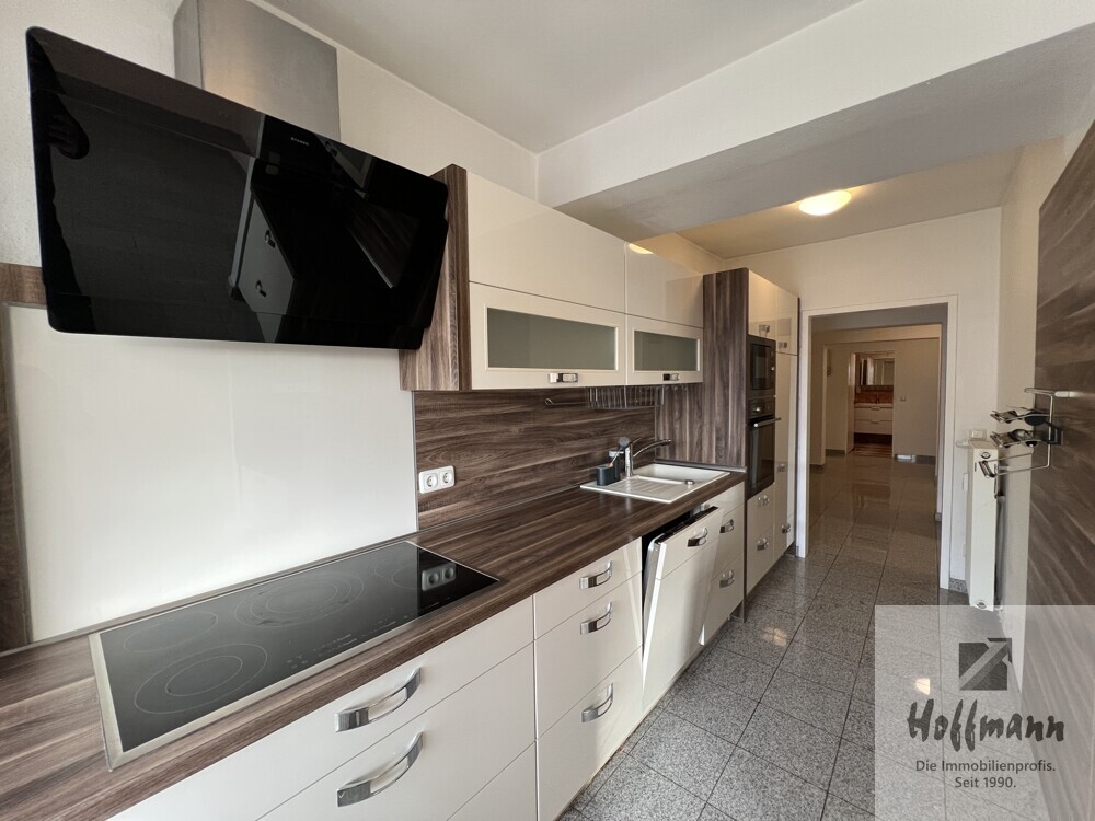 137 m² Wohnkomfort mit zwei Balkonen und moderner Küche