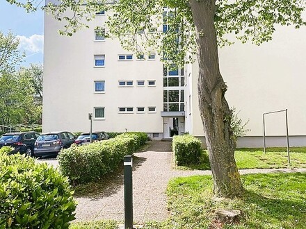 Zentral und dennoch ruhig - familienfreundliche Wohnung in Böckingen incl. Garage