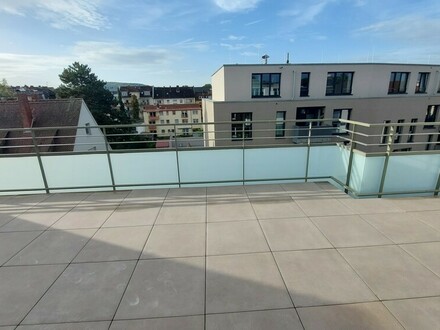 Modernes PENTHOUSE in super Lage