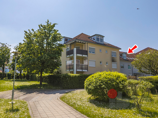 2-Zimmer Dachstudiowohnung mit Einbauküche und Balkon in sehr guter Wohnlage in IN-Nord