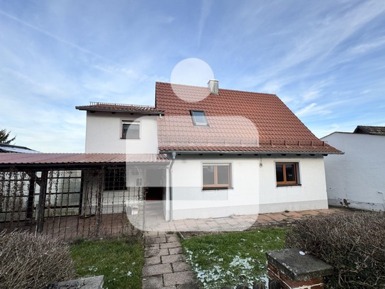 Wohnen mit Garten am grünen Stadtrand! Einfamilienhaus in Sulzbach-Rosenberg, Ortsteil Feuerhof