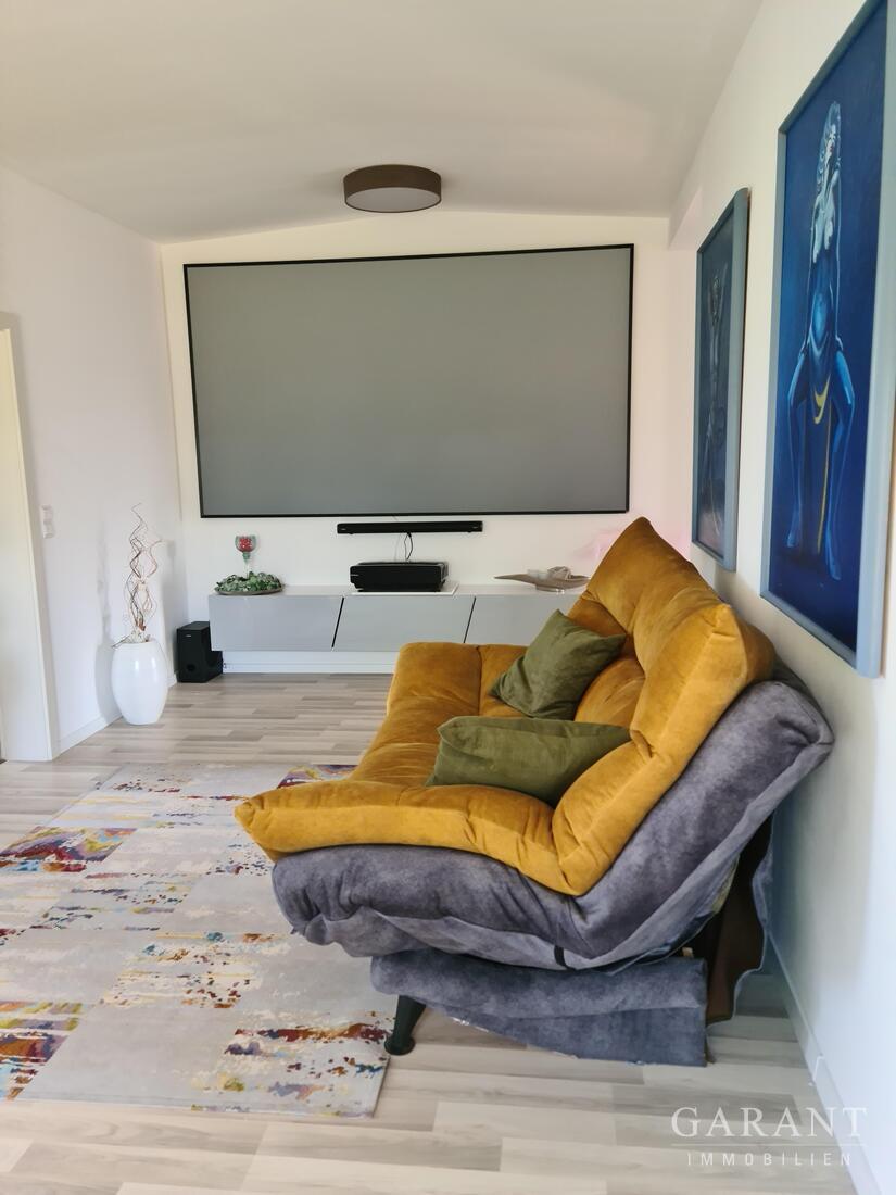 Villa mit Pool plus Showroom und komplett erneuerte Werkstatt – 77971 Kippenheim, 77971 Kippenheim – Vorschaubild 13