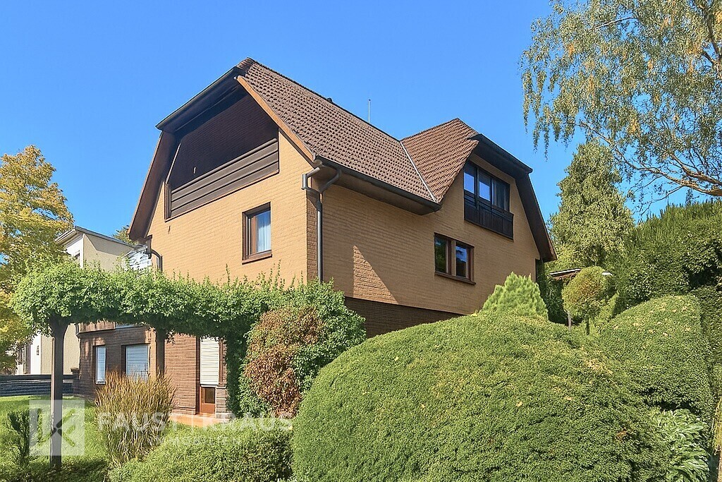 Skylineblick! Dreifamilienhaus in Top Lage von Frankfurt Bergen-Enkheim
