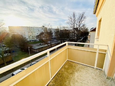 frisch renovierte 3-Raumwohnung mit Balkon + Tageslichtbad in Bernsdorf Nähe TU mieten