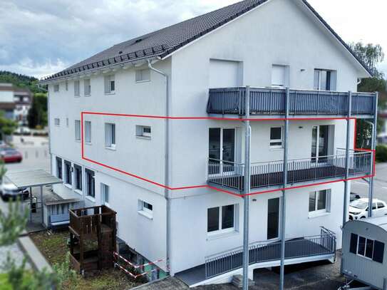 Freundliche Etagenwohnung mit großem überdachtem Balkon im Herzen von Hochdorf