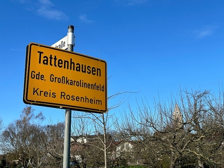 Attraktives Baugrundstück für ein großzügiges EFH, DH oder ZFH am Ortsrand von Tattenhausen