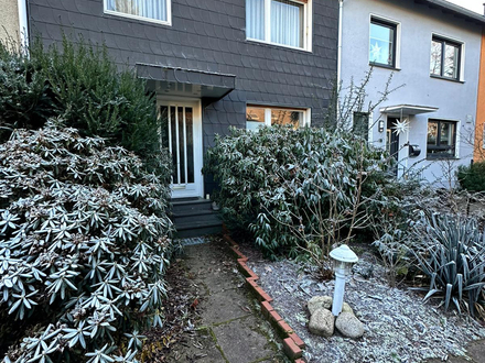 - Schönes Reihenmittelhaus mit Balkon in Bielefeld-Mitte zu verkaufen ! -