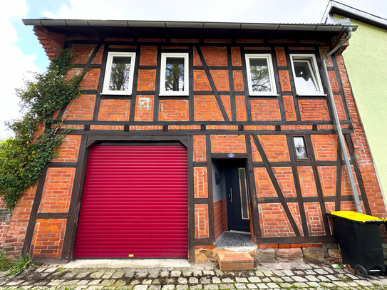 Renditeobjekt! Vollvermietetes Wohnhaus mit drei Wohnungen in zentraler Lage von Neustadt b. Coburg