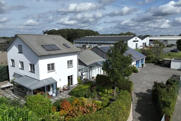 Gewerbehalle mit ca. 305 m² plus Wohnimmobilie. Bürohaus mit ca. 150 m² in Drensteinfurt