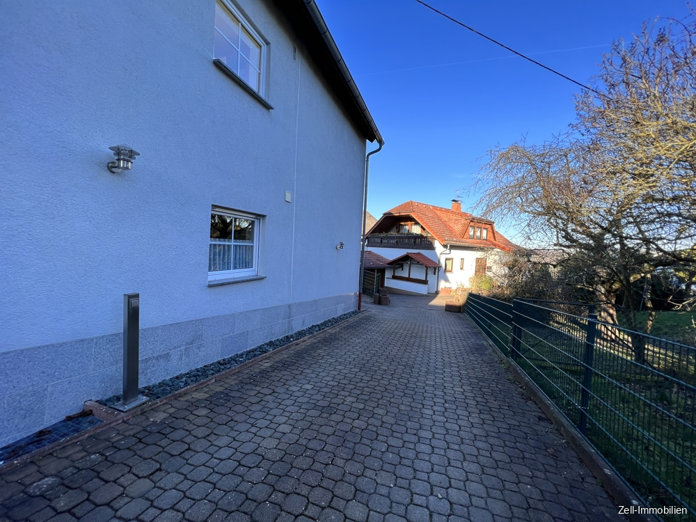 Großzügiges, Mehrfamilienhaus in Lindschied zu verkaufen – 65307 Bad Schwalbach / Lindschied, 65307 Bad Schwalbach / Lindschied – Vorschaubild 8