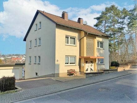 Gepflegtes 2-Familienhaus in Sulzbach