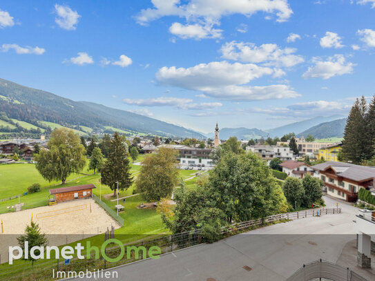 PENTHOUSE mit Traumaussicht: riesige, sonnige Terrasse und grüner Oase