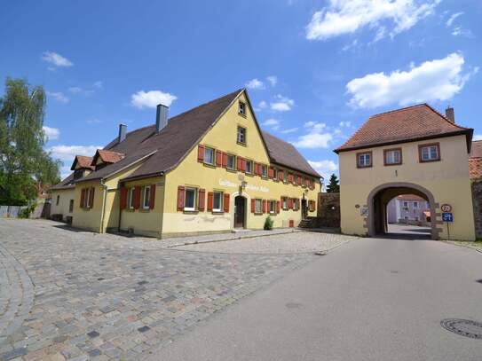 Ehem. Gastwirtschaft mit großem Neubau