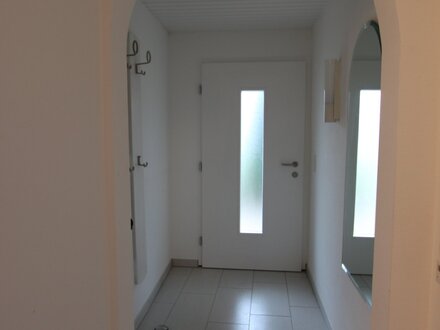 An weibl. Einzelperson, schöne Einliegerwohnung in idyillischer Weinberg-Lage!!