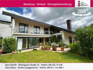 Großzügige Unternehmer-Villa mit traumhaftem Fernblick