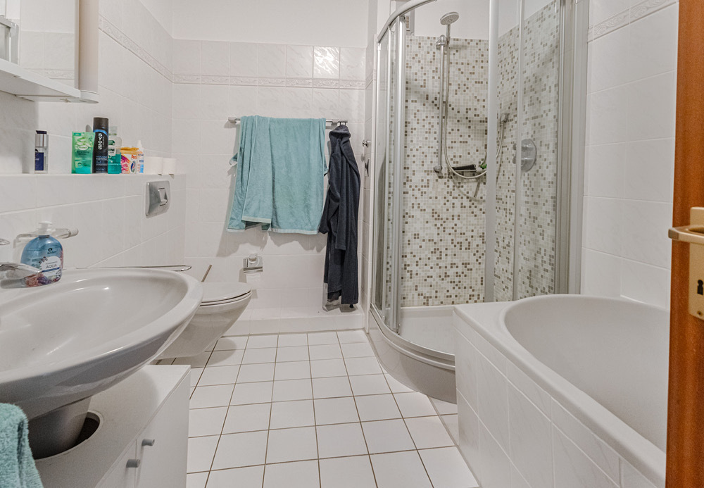 Gut geschnittene, helle 3-Zimmer-Wohnung im begehrten Gete-Viertel - Photo 3