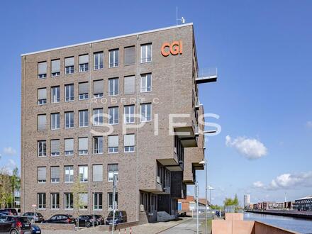 Moderne Bürofläche mit traumhaftem Ausblick auf die Weser und den Europahafen