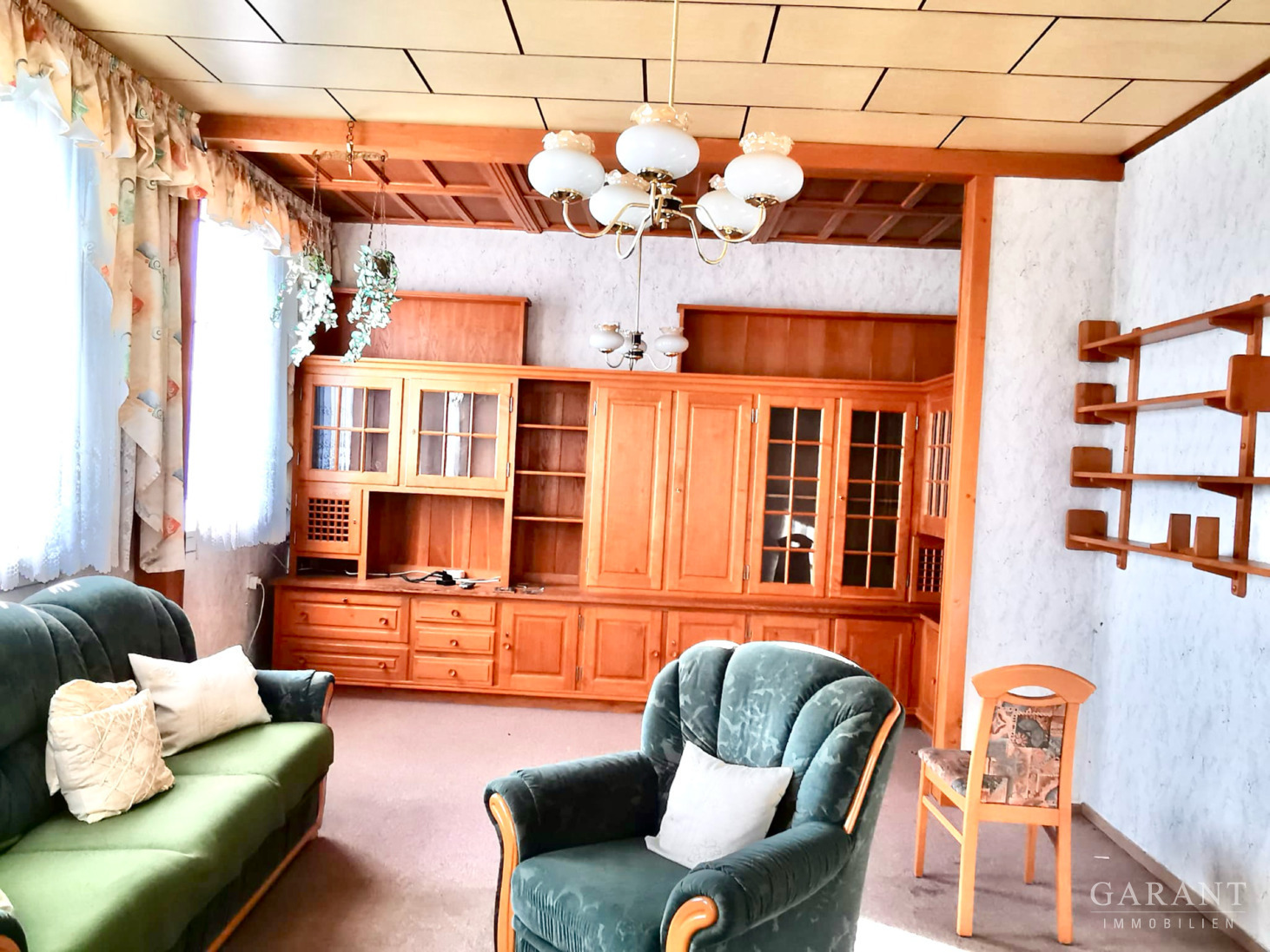 Vielseitiges und großzügiges Wohn- und Geschäftshaus mit Nebengebäuden! – 98673 Eisfeld, 98673 Eisfeld – Vorschaubild 9