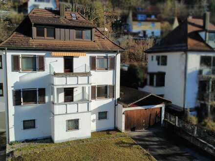 Leerstehendes Zweifamilienhaus mit Einliegerwohnung in beliebter Wohngegend in Blaustein