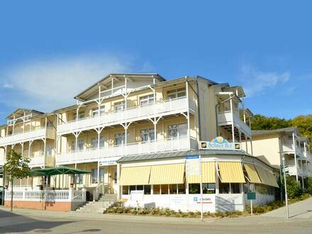 Charmentes Ostseehotel in Bäderarchitektur auf Rügen