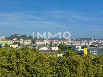 JETZT AKTION 1 MONAT MIETFREI SCHÖNE 2-ZIMMERWOHNUNG MIT BALKON MIT STADTBLICK UND TG-PLATZ