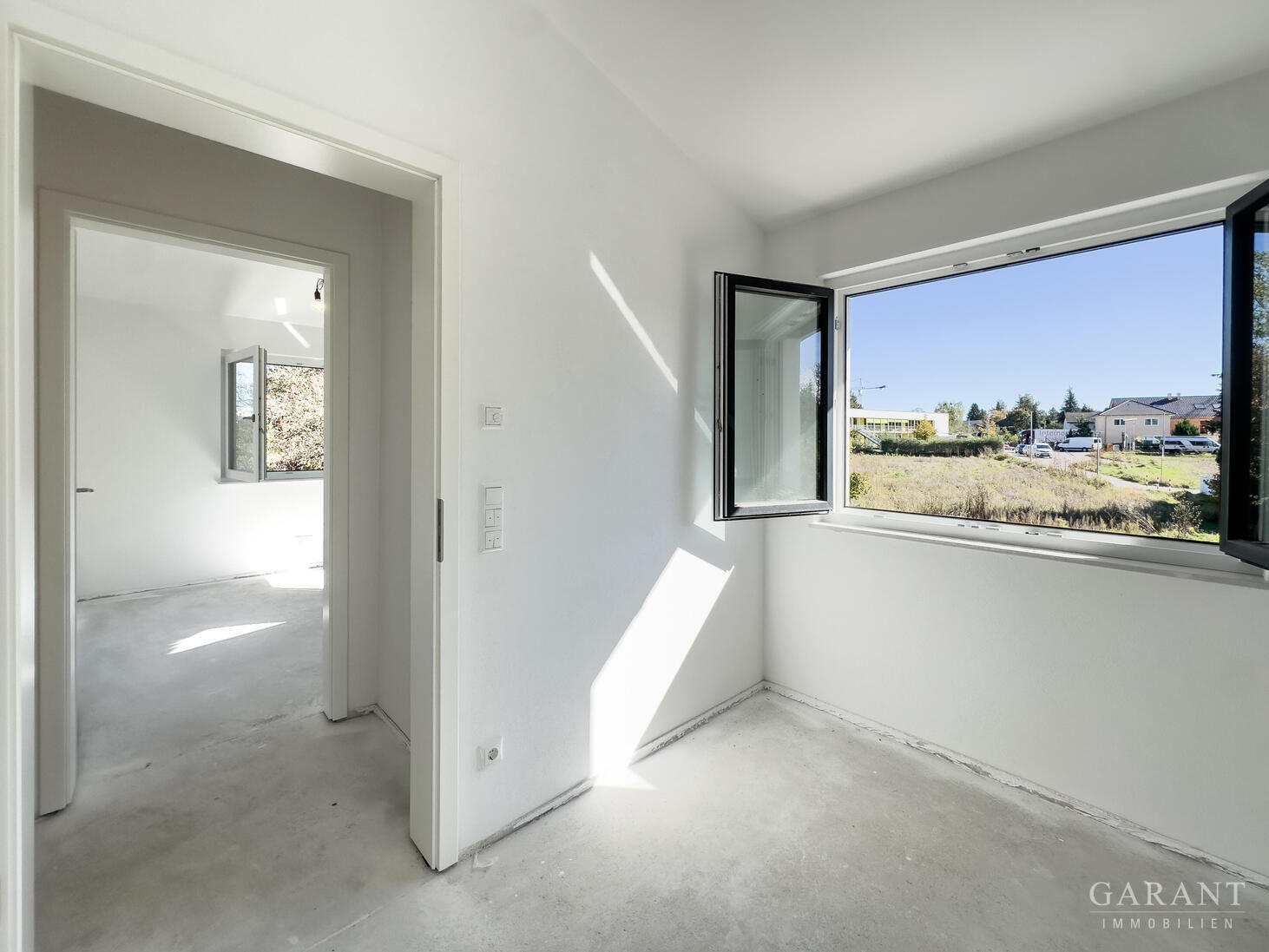 Property thumbnail 11