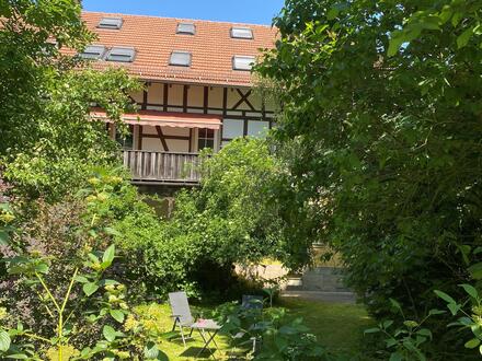 Wohnung stadtnah und doch im Grünen, 69m², Garage, EBK