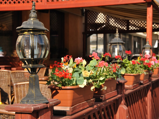 Restaurant in einem Einfamilienhaus mit großem Garten (nur gewerbliche Nutzung) in Potsdams Bestlage!