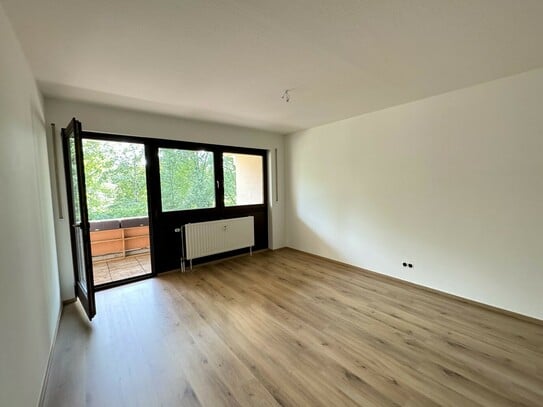 HEGERICH: Schöne 2-Zimmer-Wohnung mit Balkon und Blick ins Grüne