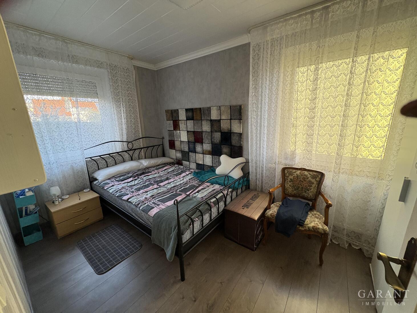 Großzügiges Mehrfamilienhaus mit solider Bausubstanz - auch für Investoren interessant! – 73527 Schwäbisch Gmünd, 73527 Schwäbisch Gmünd – Vorschaubild 6