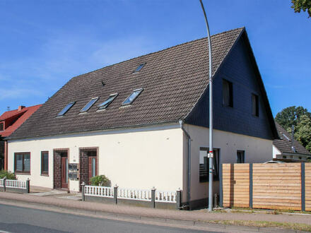 Kapitalanlage: Vierfamilienhaus! Laufend modernisiert. Sehr gut vermietbar.