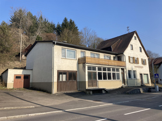 Achtung Handwerker! Wohnhaus mit Schreinerei in guter Lage von Sulzbach-Laufen