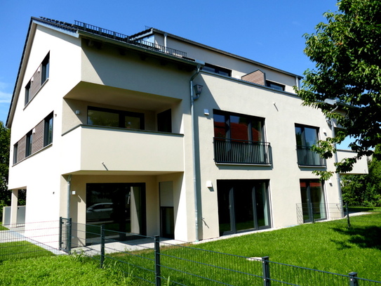 Neubau/Erstbezug, W 5 im DG, 2 Zimmer, - Dachterrasse + Einbauküche -