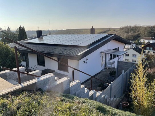 ImmobilienPunkt*** Erstklassiges Einfam.haus mit herrlichem Fernblick