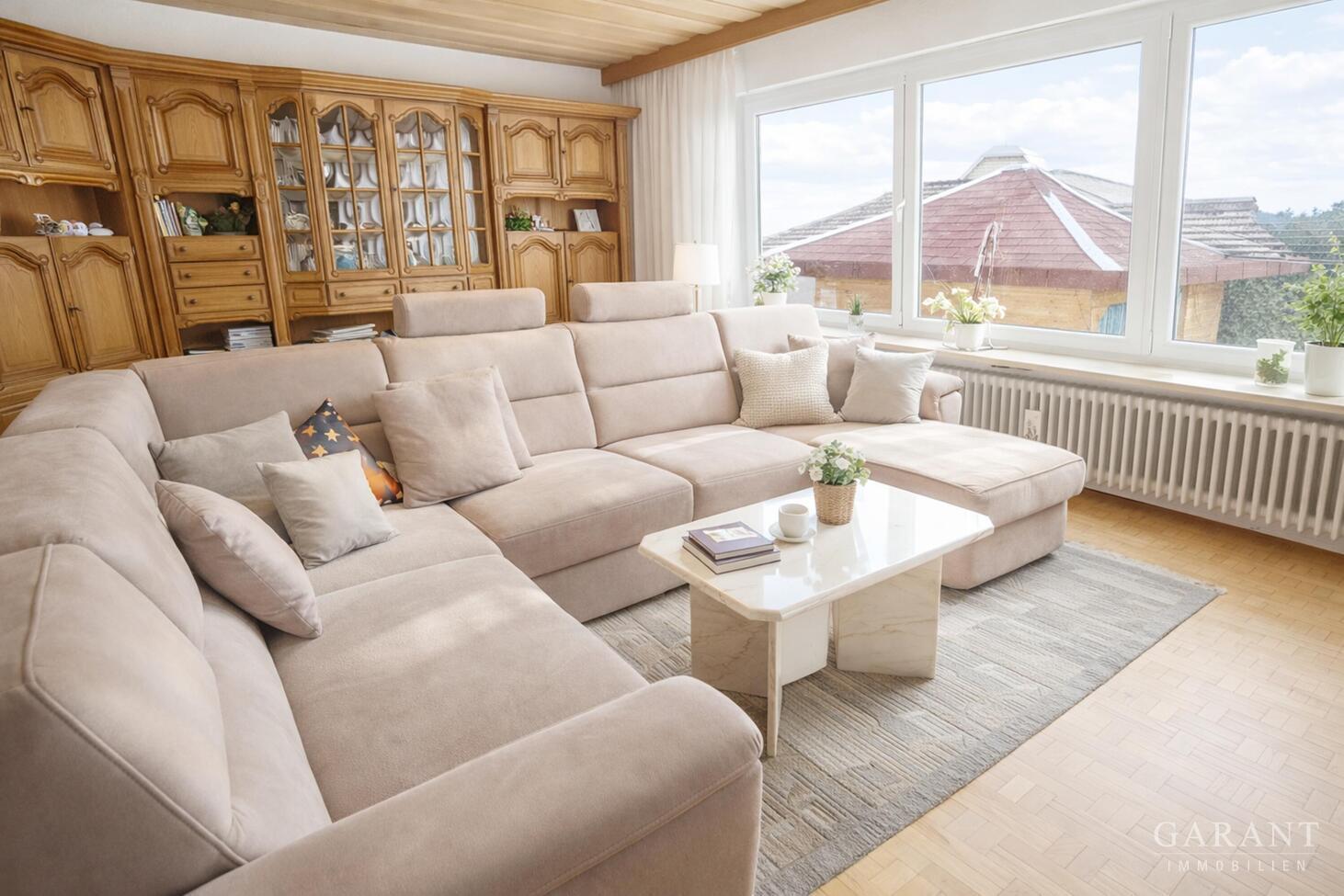 *Attraktives Zweifamilienhaus in Zuchering*Eigenheim oder Kapitalanlage *Viel Potenzial* – 85051 Ingolstadt, 85051 Ingolstadt – Vorschaubild 2
