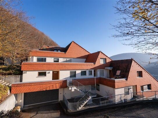 Exklusive Traumwohnung mit Panoramablick, historische Burg in Sichtweite