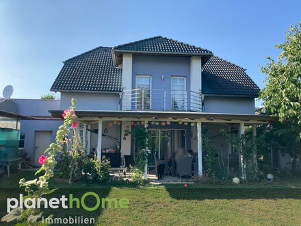 Geschmackvolles Familienhaus mit viel Platz zum Leben!